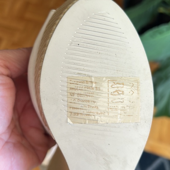 A.CO white wedge shoes size 6/36 - Picture 8 of 8
